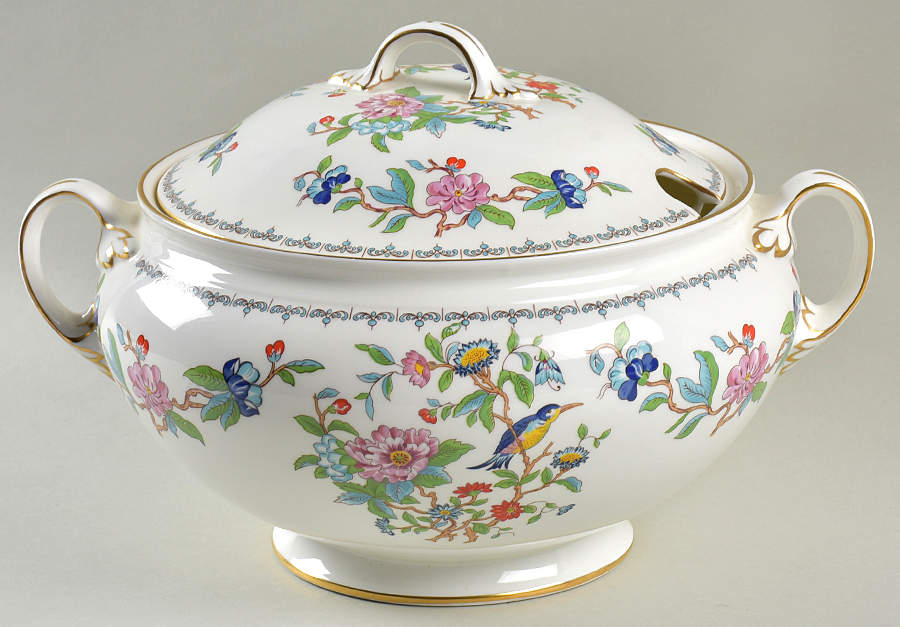 Pembroke (Gold Trim) Tureen &  Lid by John  Aynsley & Sons-1