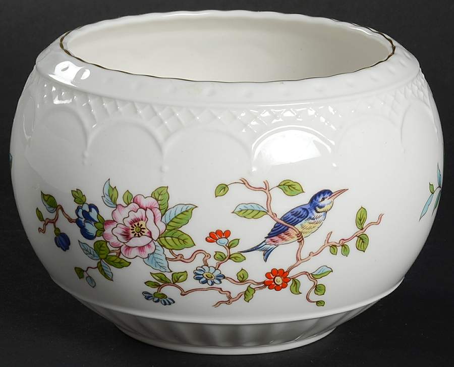 Pembroke (Gold Trim) 3" Sovereign Open Potpourri by John  Aynsley & Sons-1