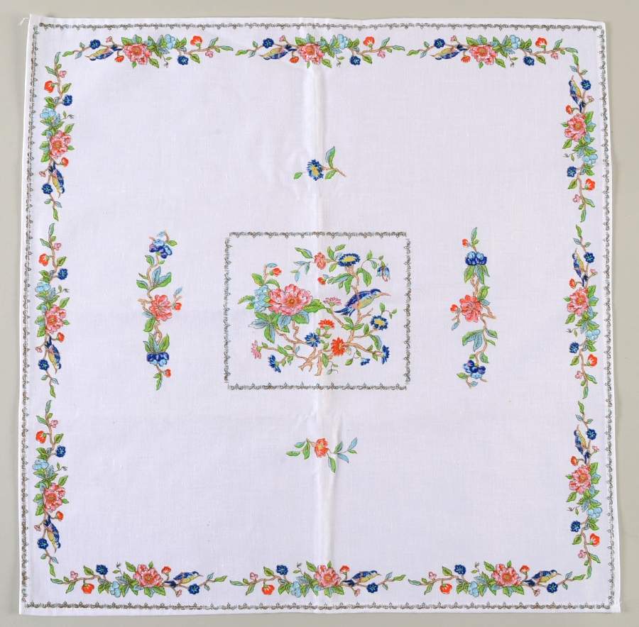 Pembroke (Gold Trim) Cloth Napkin by John  Aynsley & Sons-1