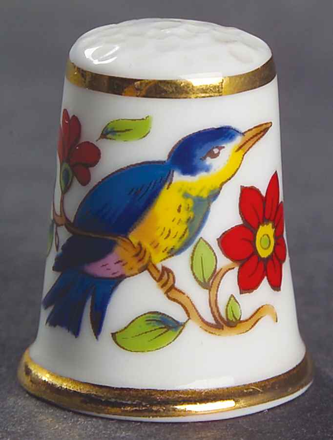 Pembroke (Gold Trim) Thimble by John  Aynsley & Sons-1