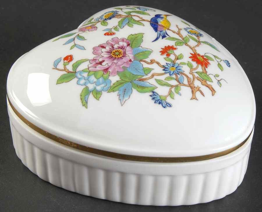 Pembroke (Gold Trim) Heart Shape Box & Lid by John  Aynsley & Sons-1