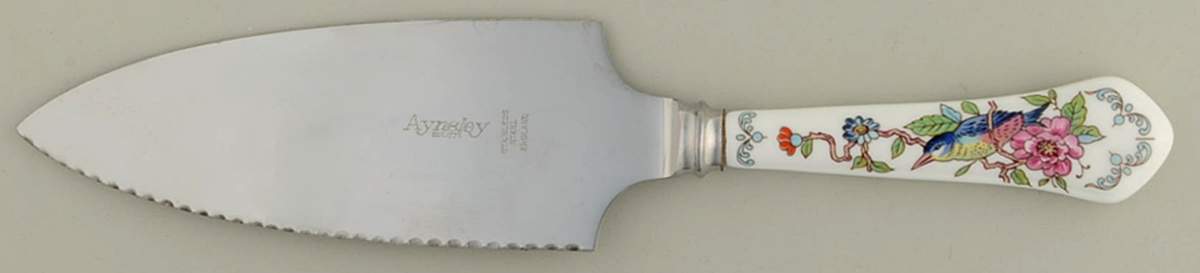 Pembroke (Gold Trim) Pie & Cake Server with Stainless Blade by John  Aynsley & Sons-1