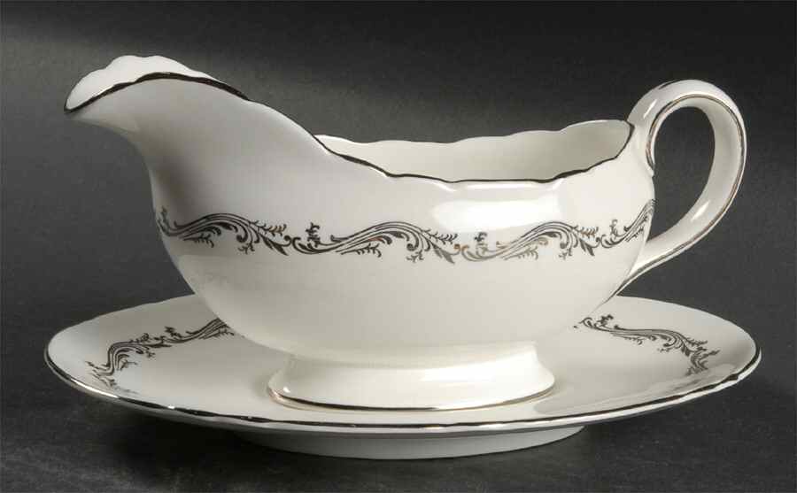 Romance Gravy Boat & Underplate by John  Aynsley & Sons-1