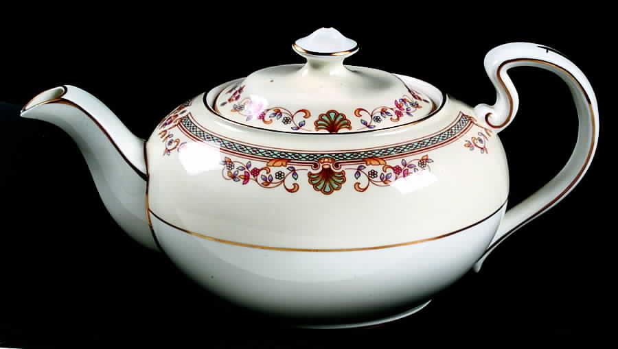 Shelbourne Teapot & Lid by John  Aynsley & Sons-1