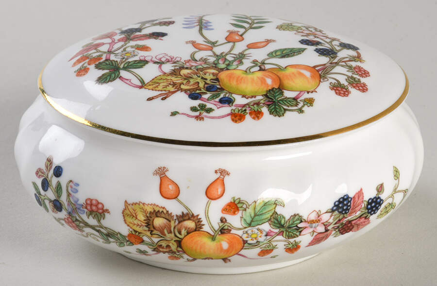Somerset 4" Round Box & Lid by John  Aynsley & Sons-1