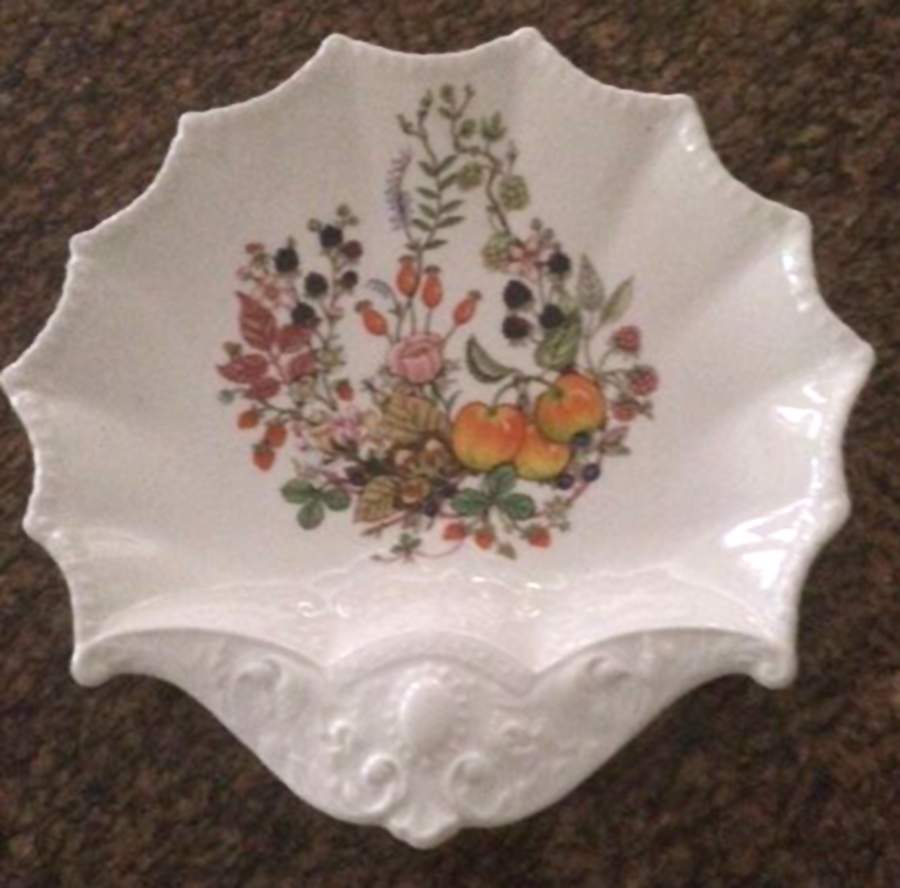 Somerset Shell Shaped Dish by John  Aynsley & Sons-1