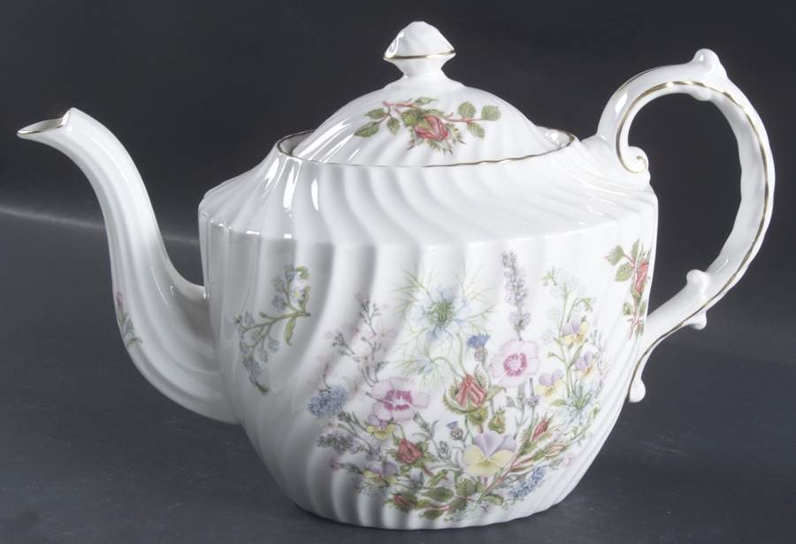 Wild Tudor Teapot & Lid by John  Aynsley & Sons-1