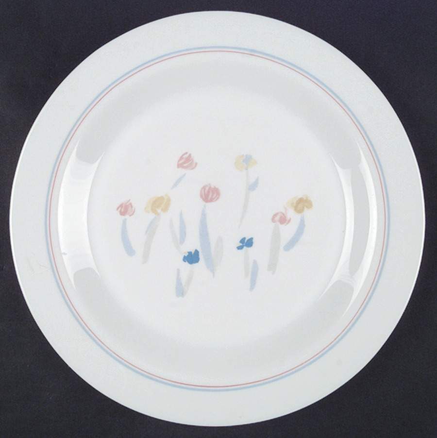 Pastoral Dinner Plate by Arcopal-1
