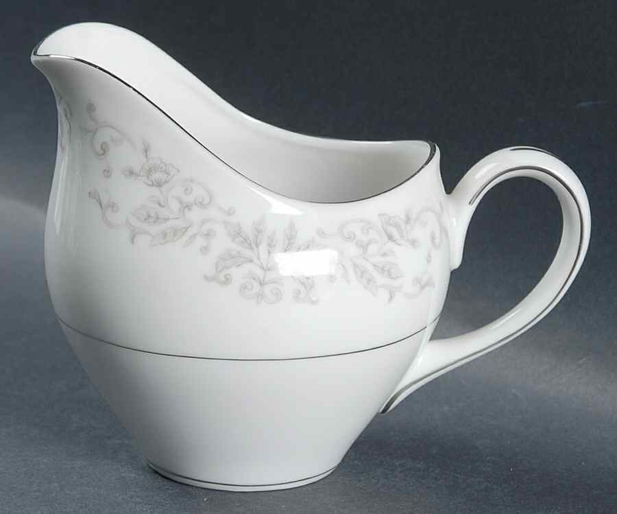 Sussex Creamer by AS Japan-1