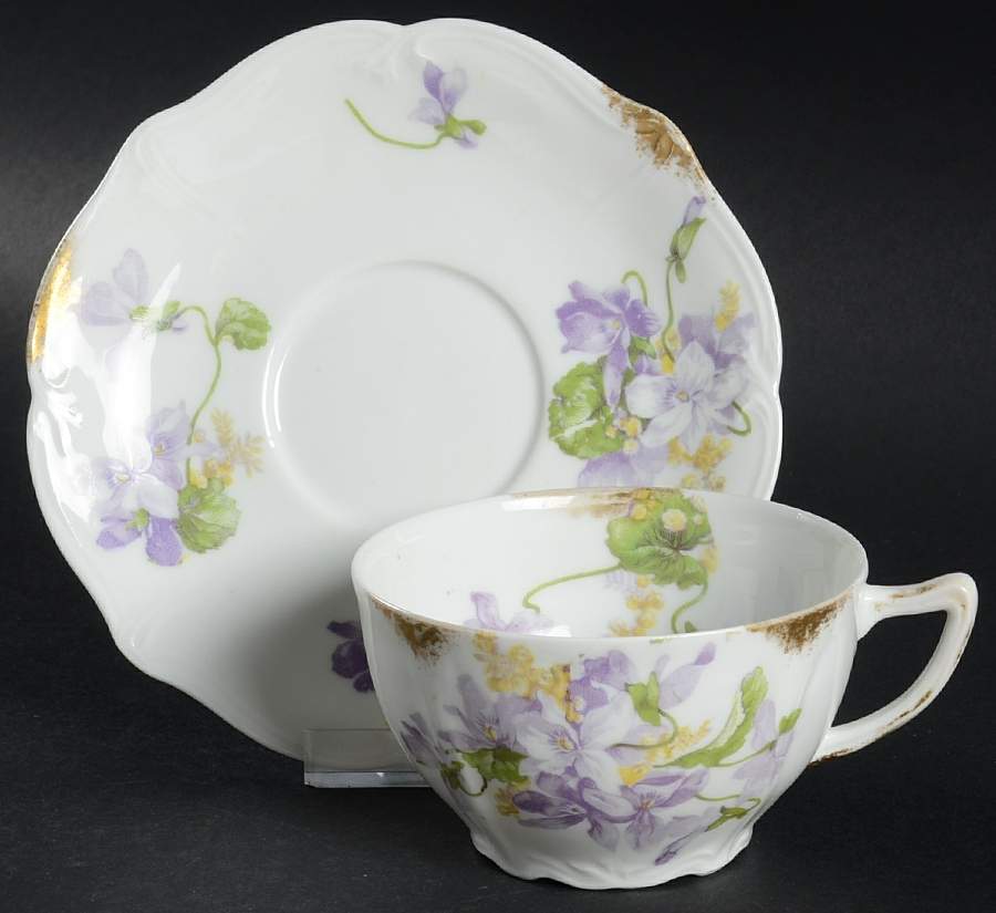 AHR252 Flat Cup & Saucer Set by Charles Ahrenfeldt-1