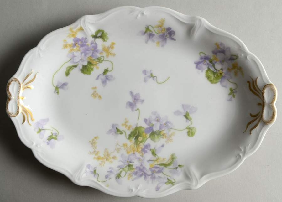32313 11" Oval Serving Platter by Charles Ahrenfeldt-1