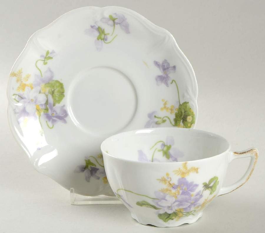 32313 Flat Cup & Saucer Set by Charles Ahrenfeldt-1