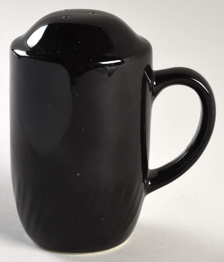 Black Stove Top Pepper Shaker by Alacarte-1