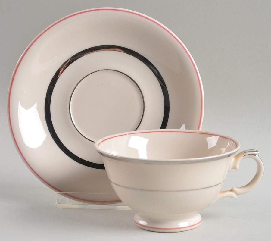 ARA53 Footed Cup & Saucer Set by Arabia of Finland-1