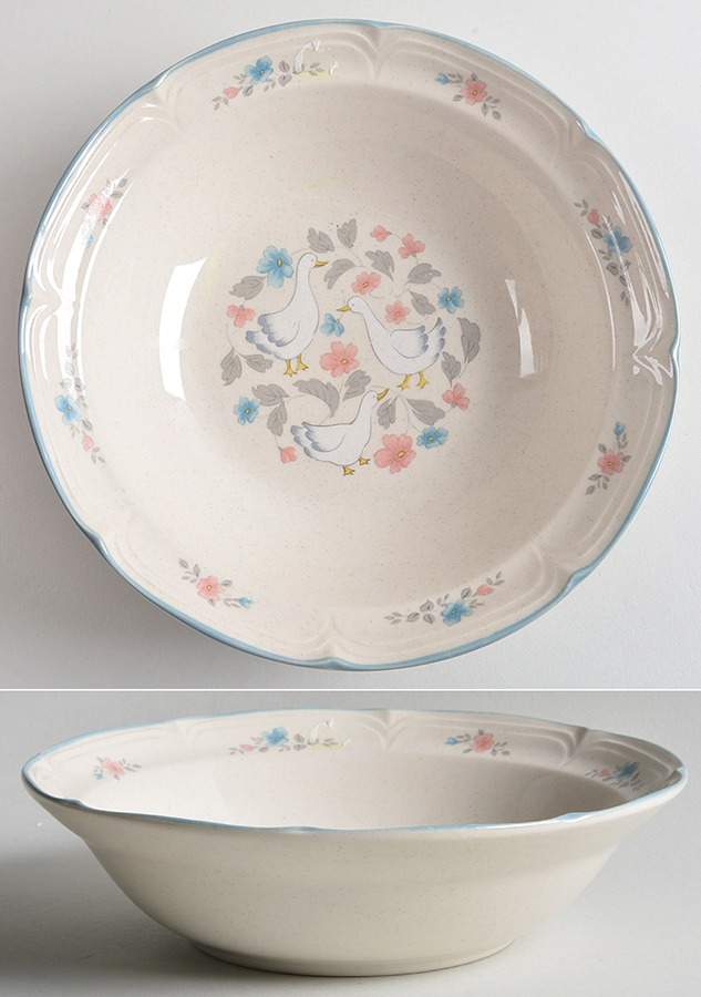 ACJ2 9" Round Vegetable Bowl by Action (Japan)-1