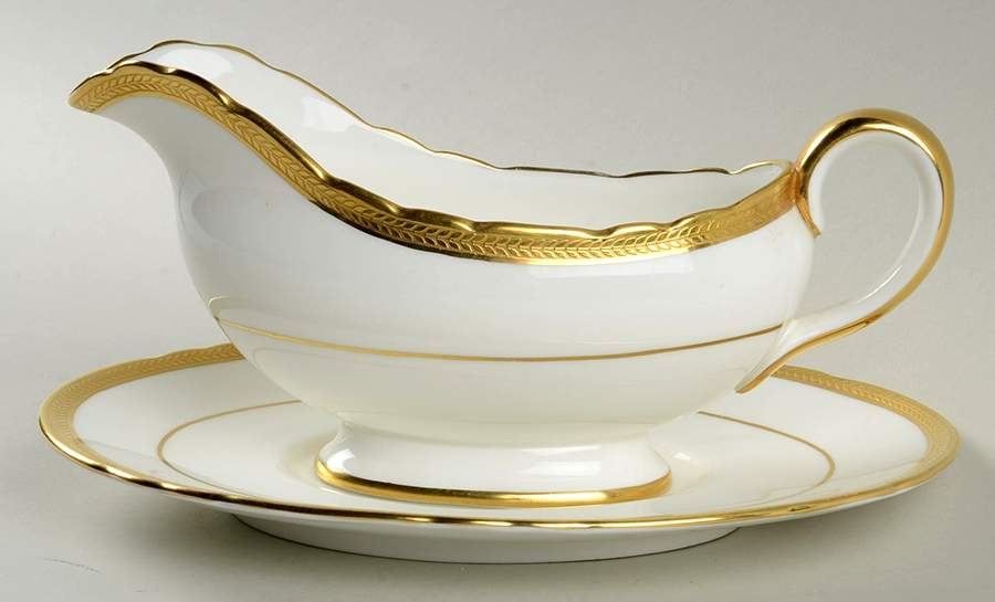 Elizabeth (Scalloped, Verge Line) Gravy Boat & Underplate by John  Aynsley & Sons-1