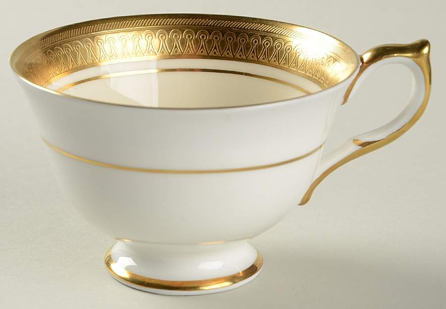 Sandringham (Smooth) Footed Cup by John  Aynsley & Sons-1