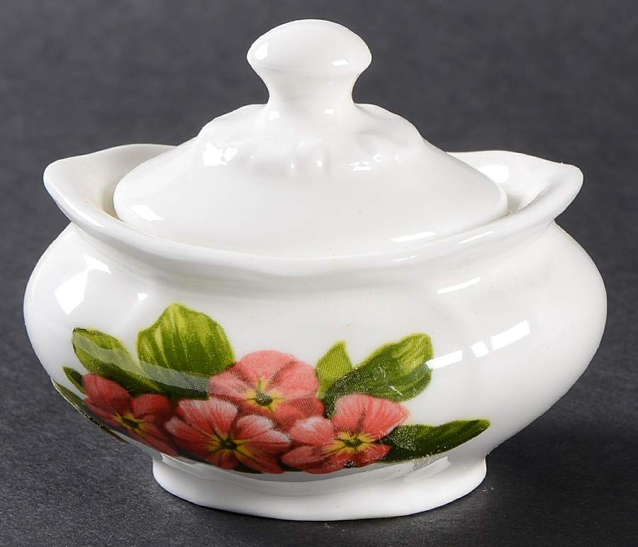 Chelsea Flowers Oval Covered Peerage Box by John  Aynsley & Sons-1