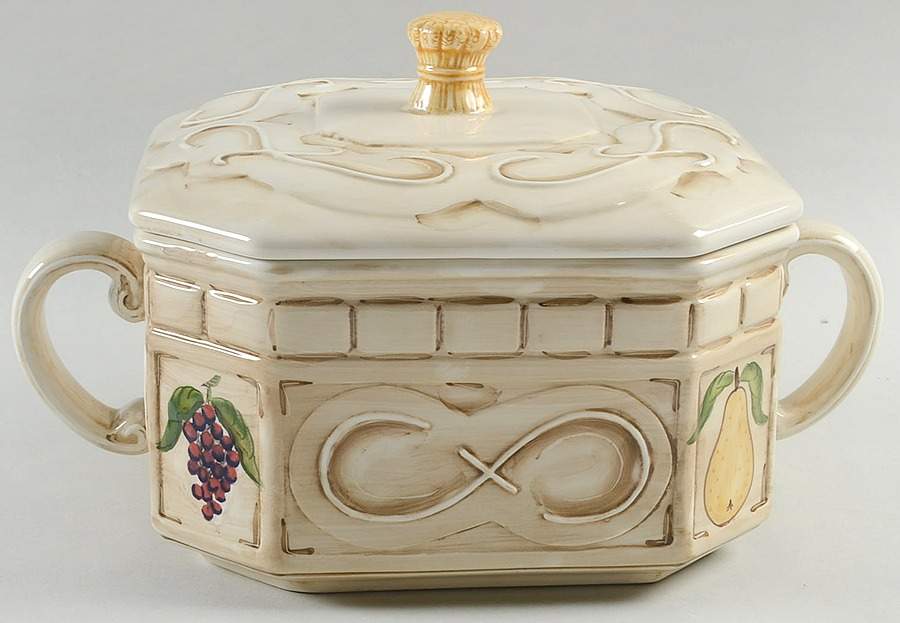 San Marco Square Covered Vegetable by American Atelier-1