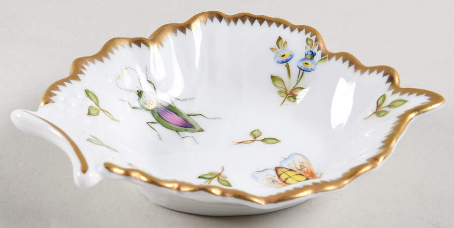 Budapest Spring 4" Leaf Dish by Anna Weatherley-1