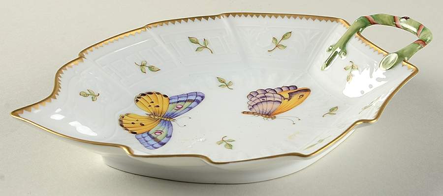 Budapest Spring 9" Leaf Dish by Anna Weatherley-1
