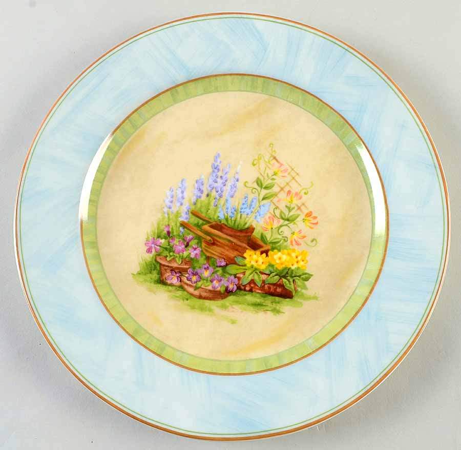 Clover 12" Chop Plate (Round Platter) by 222 Fifth (PTS)-1
