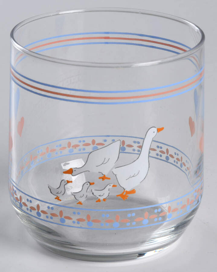 Hearts 'N Geese 9 Oz Glaassware on the Rocks by Arcopal-1