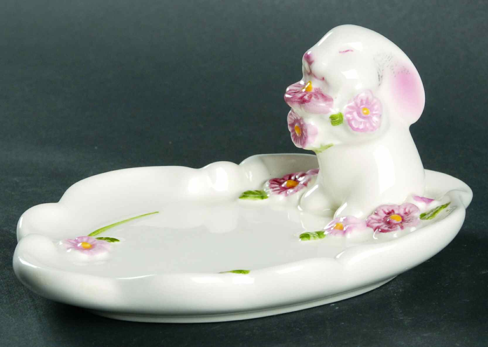 Bunny 5" Trinket Tray by Avon-1