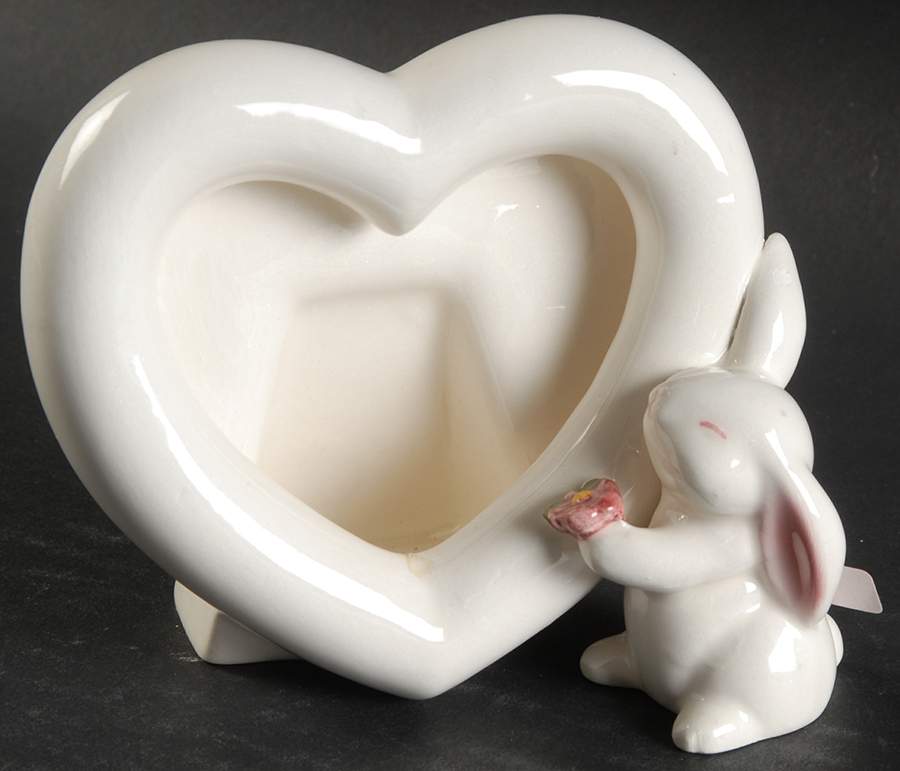 Bunny Heart Shape Picture Frame by Avon-1