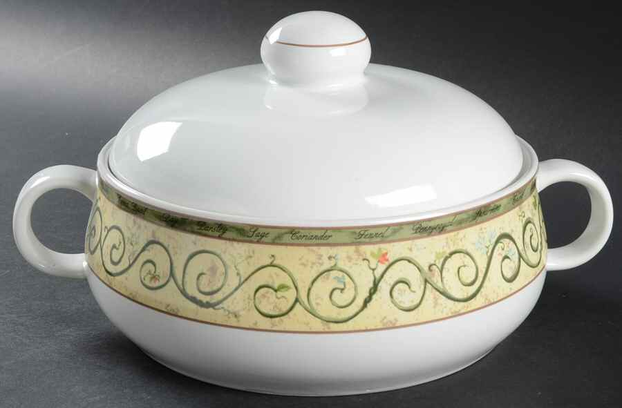 Bouquet Garni Butternut 2.5 Qt Round Covered Casserole by American Atelier-1