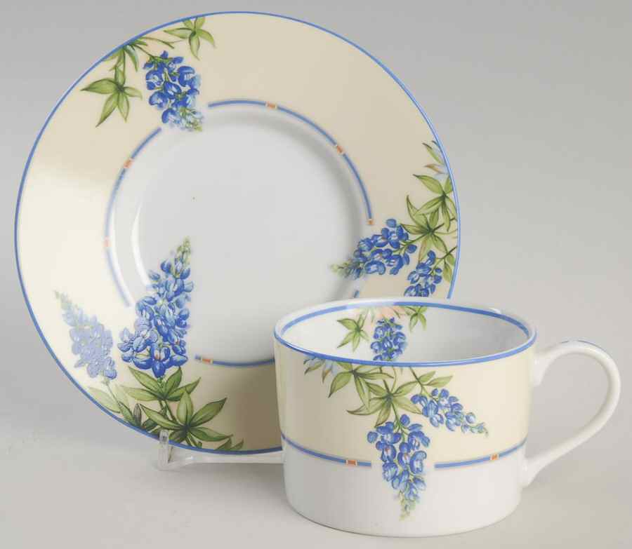 Bluebonnet Flat Cup & Saucer Set by Amon Carter Museum-1