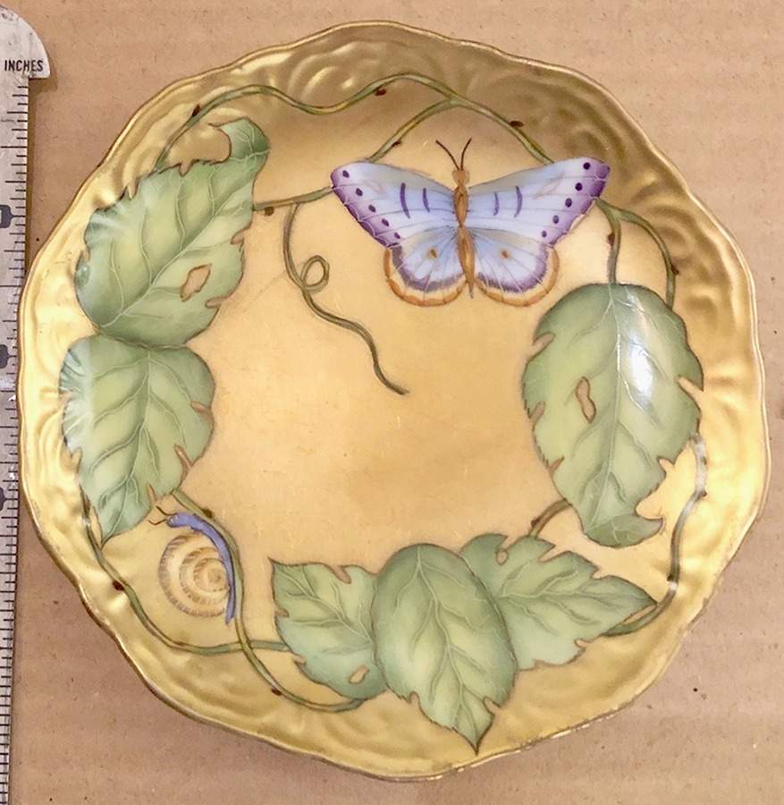Majestic Round Tray by Anna Weatherley-1