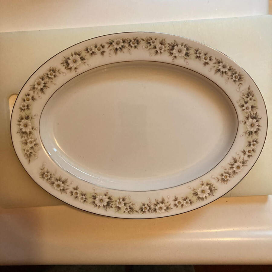 Daisylane 12" Oval Serving Platter by Arlen-1