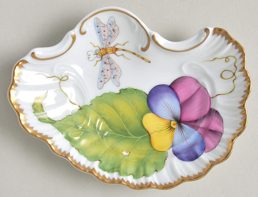 Giftware 6" Fan Dish by Anna Weatherley-1