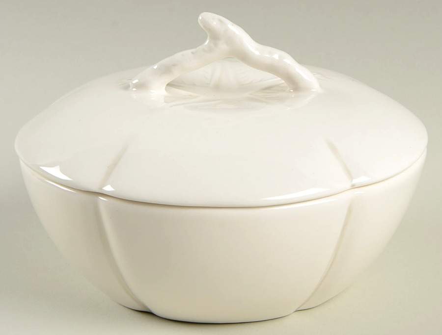 Waverly Shell Covered Soup Bowl by American Atelier-1