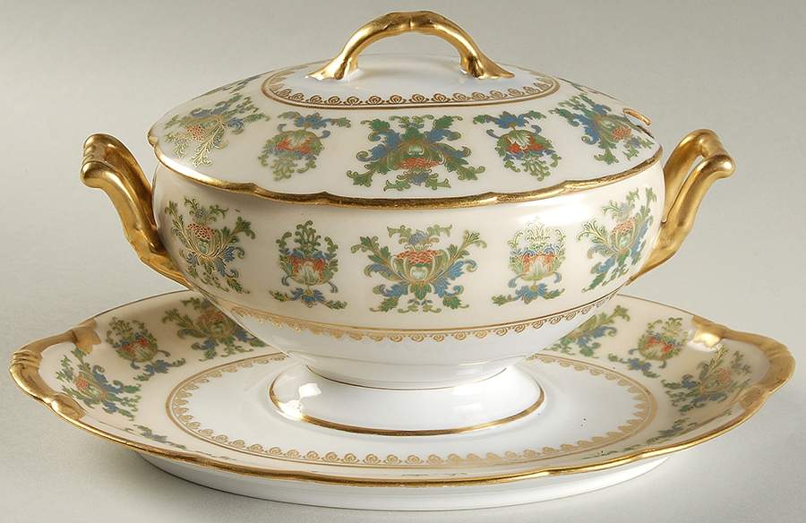 AHR977 Gravy Boat w/Attached Underplate & Lid by Charles Ahrenfeldt-1