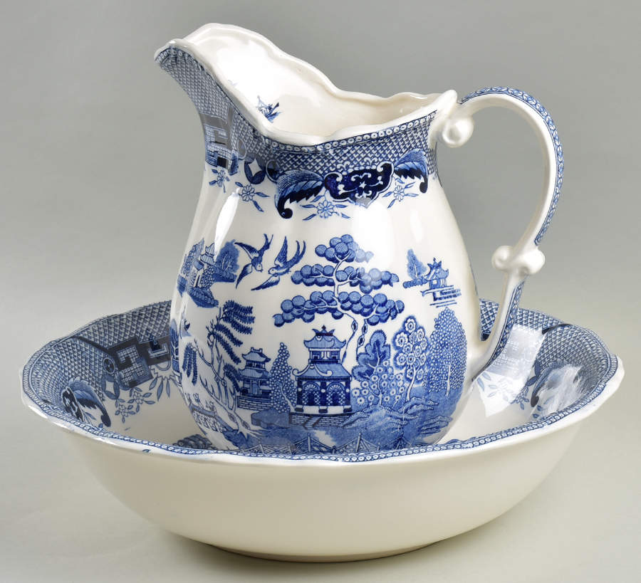 Blue Willow 96 Oz Pitcher and Bowl Set by A A Importing Co-1