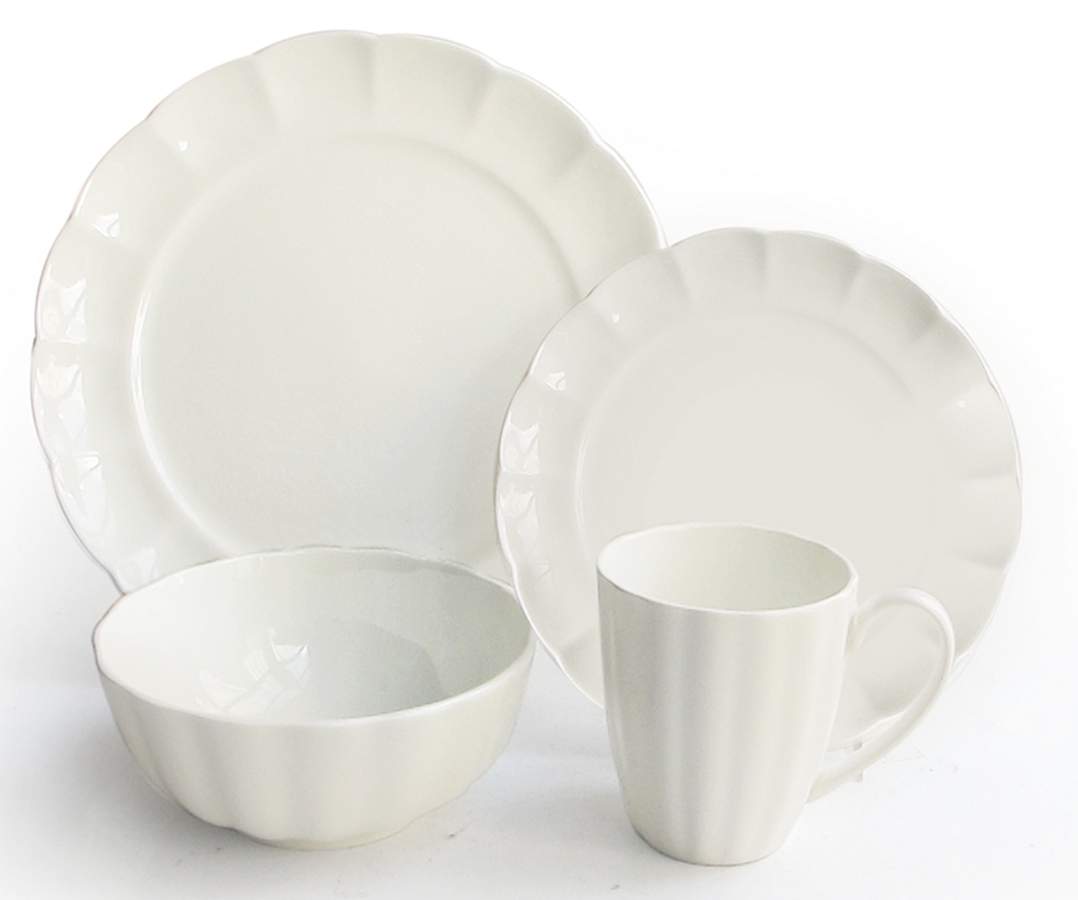 Scallop Dinner Plate by American Atelier-1