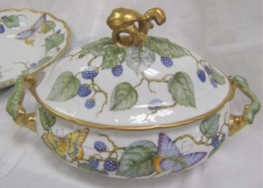 ANY4 Oval Covered Vegetable by Anna Weatherley-1