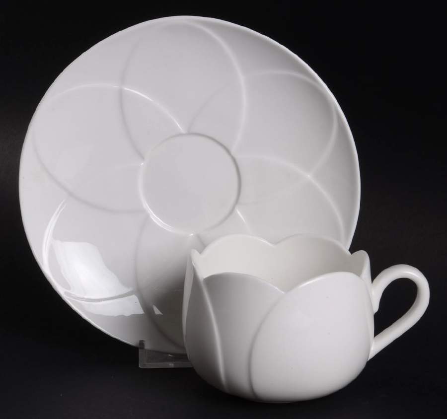 Tulip Flat Cup & Saucer Set by Alessi-1