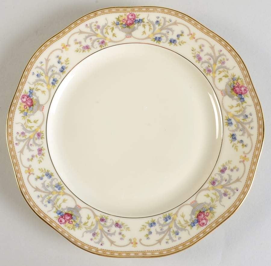 Duchess Luncheon Plate by Baronet-1