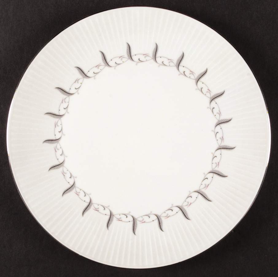Feather Flair Dinner Plate by Baronet-1