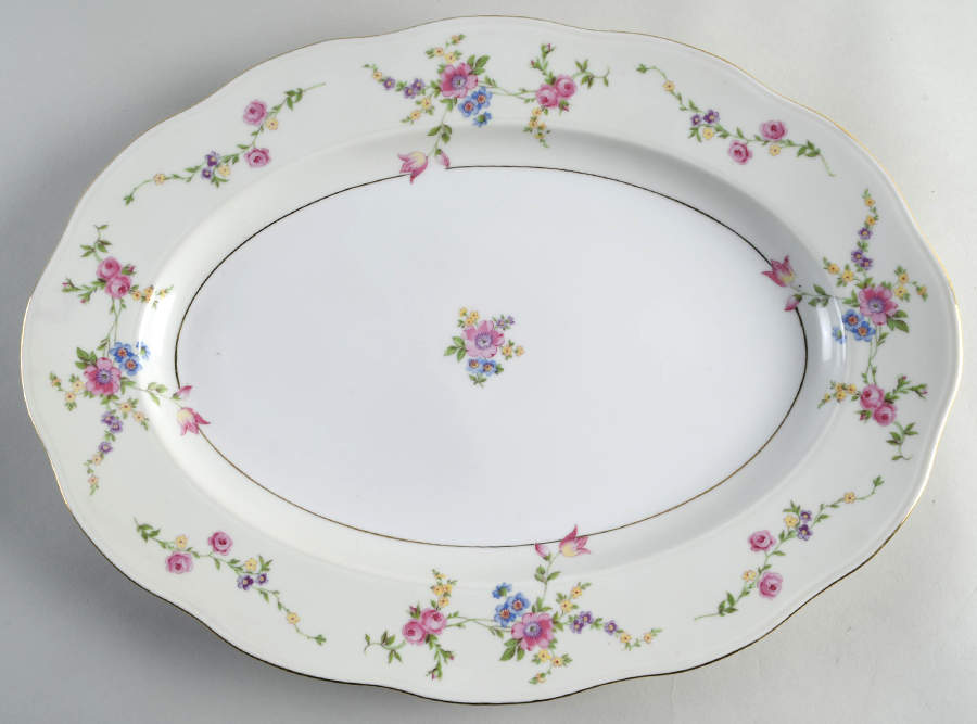 Juliet 17" Oval Serving Platter by Baronet-1