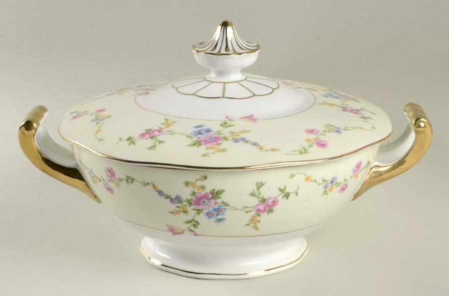 Juliet Round Covered Vegetable by Baronet-1