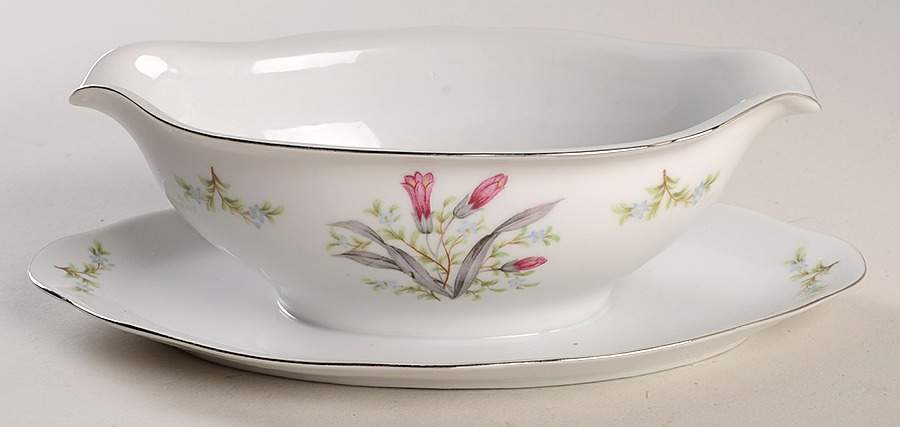 Dawn Gravy Boat with Attached Underplate by Bellaire-1