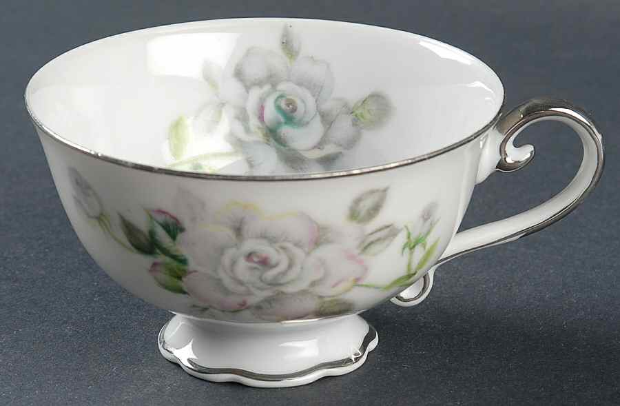 Juliana (Scalloped) Footed Cup by Bellaire-1