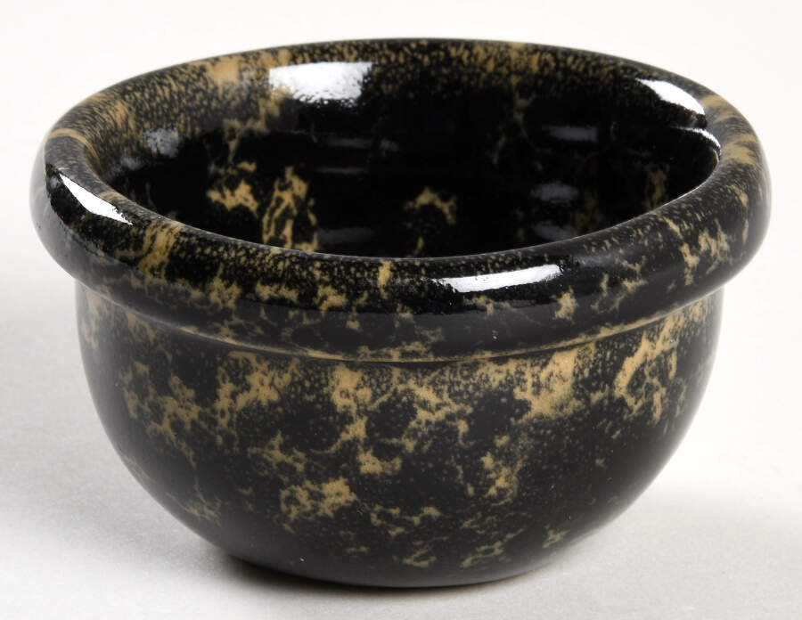 Agate Black and Tan Small Open Crock by Bennington Potters-1