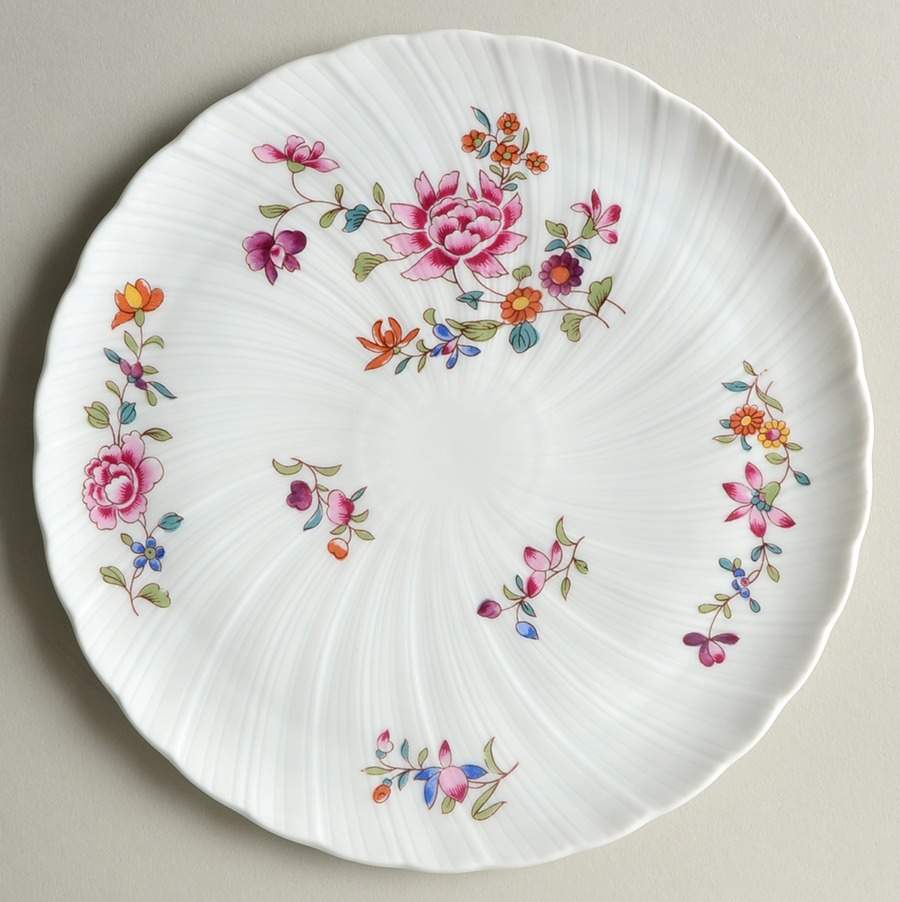 Lowestoft Dessert/Pie Plate by Bernardaud-1