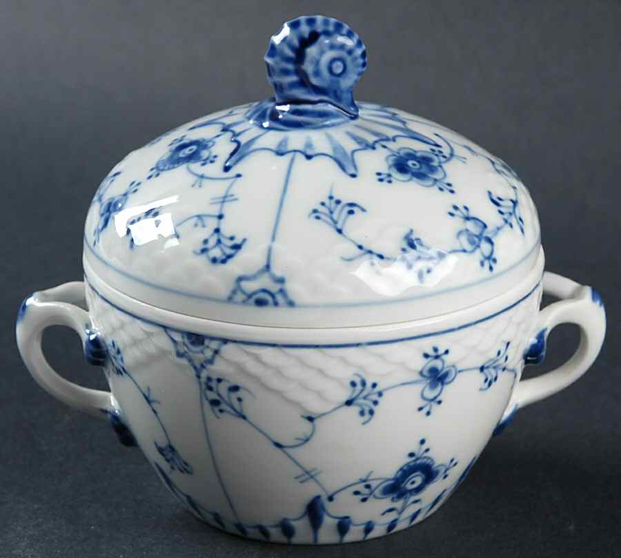 Blue Traditional (No Trim) Sugar Bowl & Lid by Bing & Grondahl-1