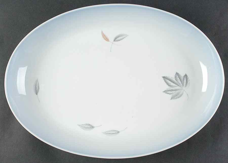 Falling Leaves 15" Oval Serving Platter by Bing & Grondahl-1